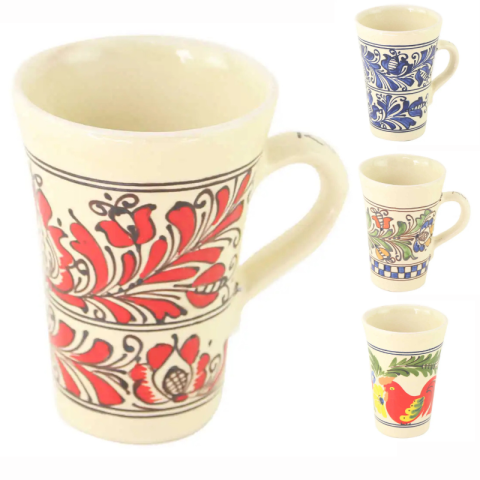Casă și decorațiuni - Cana din ceramica de Corund pictata manual cu motive traditionale 14 cm culori diferite