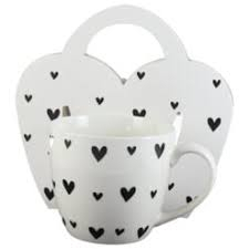 Casă și decorațiuni - Cana portelan Hearts 460ml in ambalaj decorativ