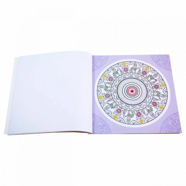 Carte de colorat pentru adulti Color and Chill 4 [1]