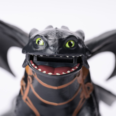 CUM SA ITI DRESEZI DRAGONUL SET DRAGON TOOTHLESS SI FIGURINA VIKING HICCUP [6]