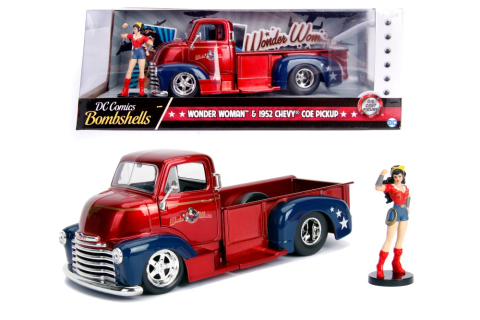 Jucării și jocuri - DC BOMBSHELLS 1952 CHEVY COE WONDER WOMAN SCARA 1 LA 24