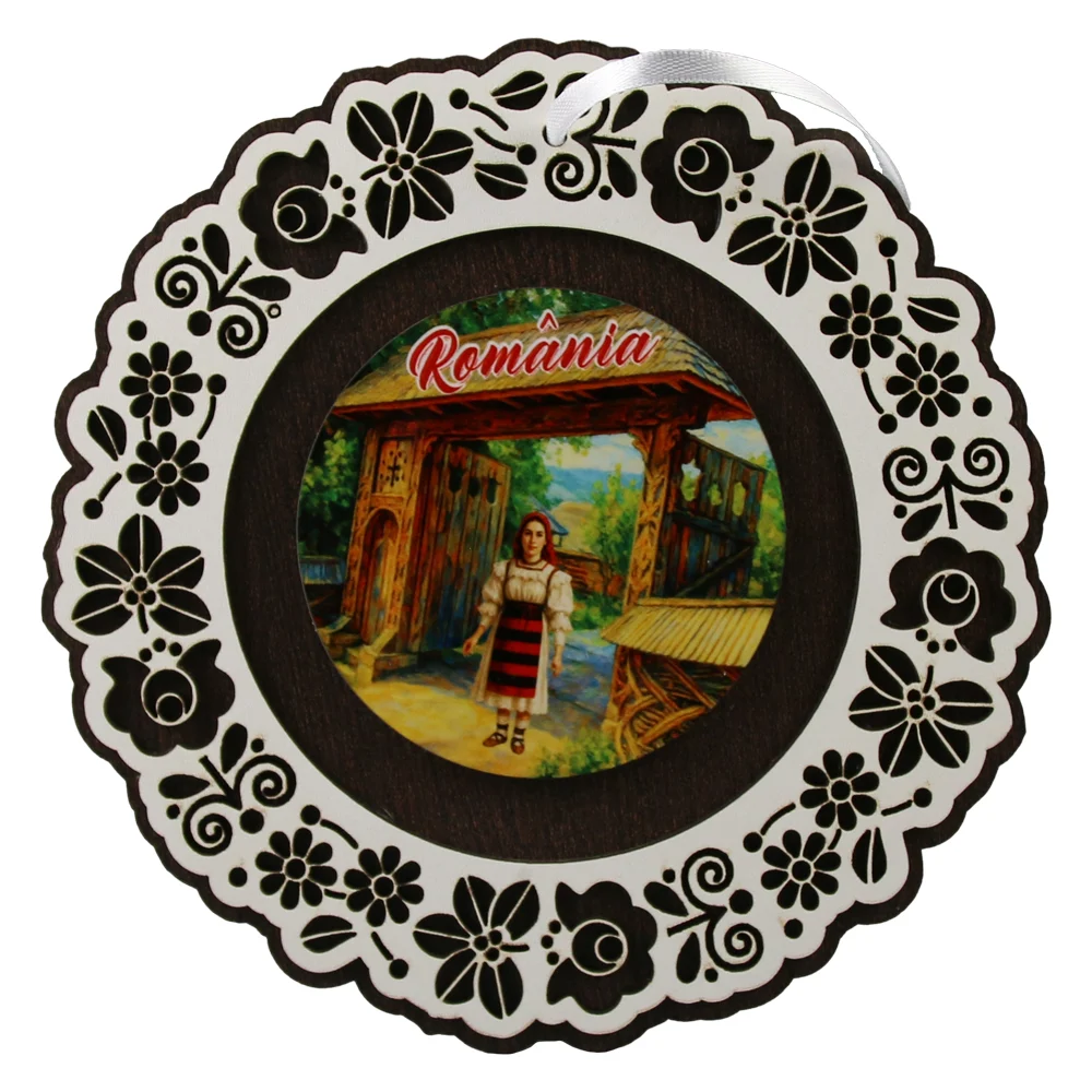 Ornamente și figurine decorative - Decoratiune perete din lemn 18.5 cm Romania Tarancuta la poarta