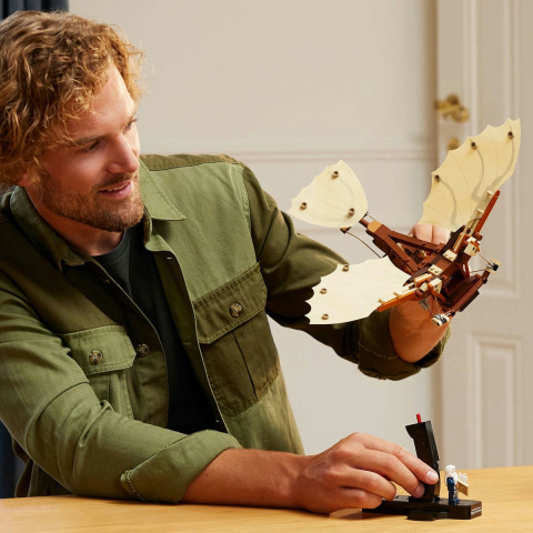 LEGO ICONS MASINA ZBURATOARE A LUI LEONARDO DA VINCI 10363 [2]