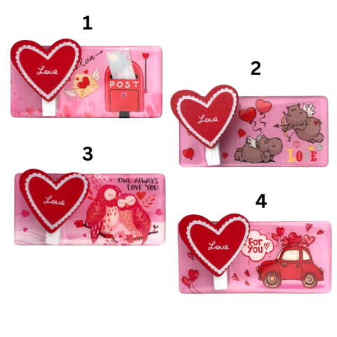 Magnet plastic cu carlig si inima Love 9x4 cm [1]