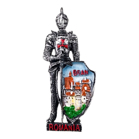 Souvenir România - Magnet rasina 4x9 cm Soldat cu scut Castelul Bran