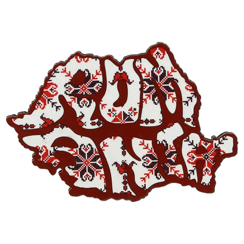 Casă și decorațiuni - Magnet de frigider Harta Romaniei din lemn 10x7 cm motive traditionale