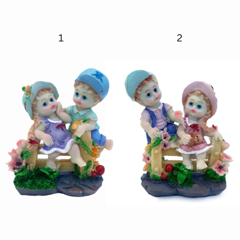 Figurina decorativa din rasina 2 copii 9 x 11 cm modele diferite [1]