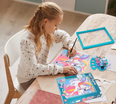 PICTEAZA SI INRAMEAZA UNICORNUL MAGIC [2]