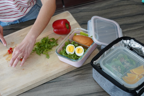 RECIPIENT STICLA 740ML CU HUSA ANTIDERAPANTA SILICON MELII ROZ [3]