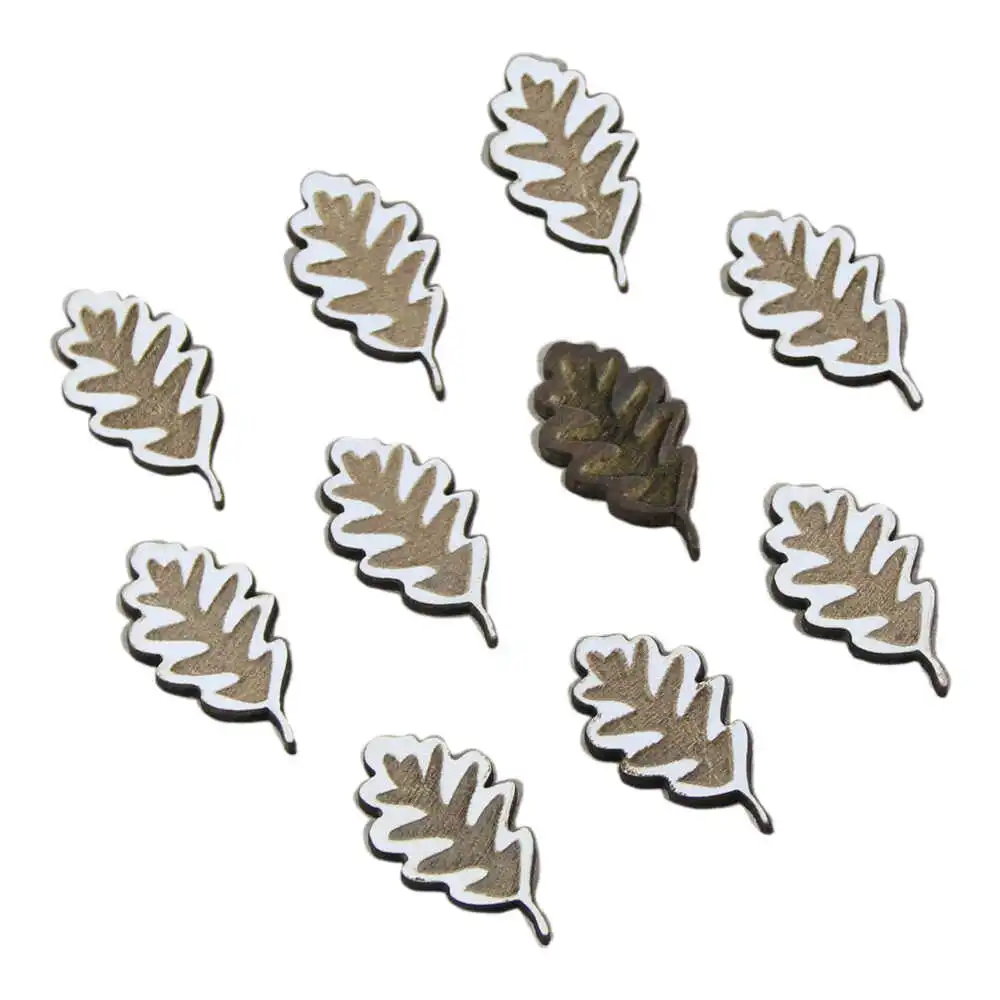 Set 10 decor craft Frunze din lemn 3 x 2 cm modele diferite [2]