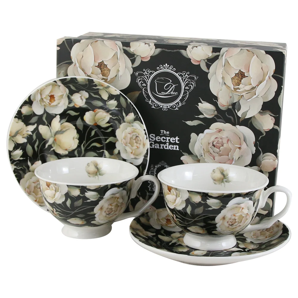 Casă și decorațiuni - Set 2 cesti cu farfurii din portelan 250 ml English Black Roses in cutie decorativa