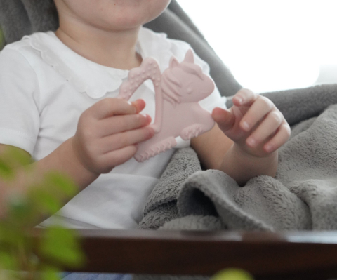 SET 2 JUCARII DENTITIE SILICON MELII MODEL UNICORN+PISICA [2]