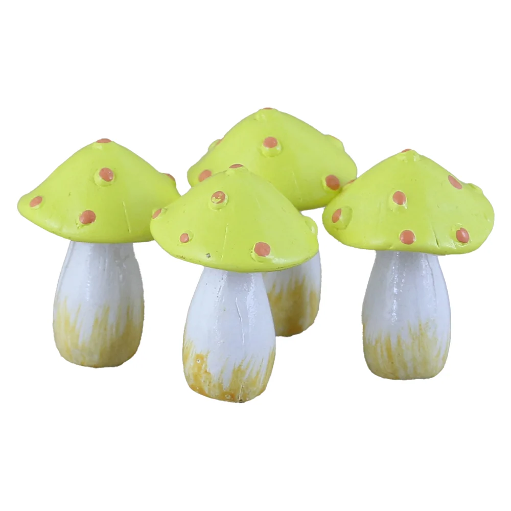 Ornamente și figurine decorative - Set 4 ciupercute din rasina 6 cm