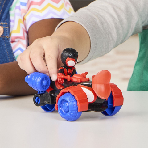 SPIDEY SI PRIETENII LUI UIMITORI MARVEL SET FIGURINA MILES SPIN MORALES SI VEHICUL TECHNO RACER 7.6CM [6]
