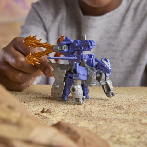 TRANSFORMERS CYBERWORLD ROBOT GALVATRON BLINDAT TRANSFORMABIL [6]