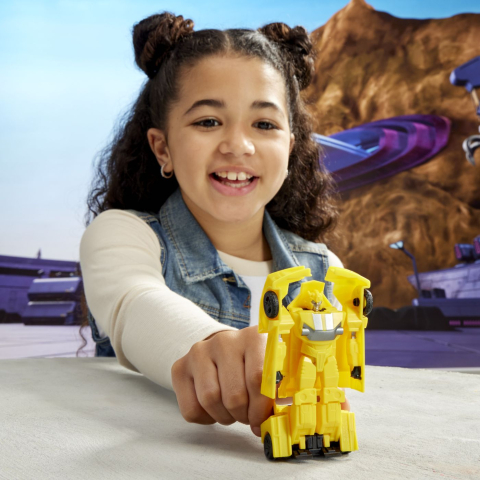 TRANSFORMERS EARTHSPARK FIGURINA BUMBLEBEE 1 STEP SMASH TO CHANGE [2]