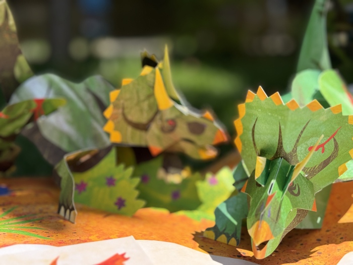 Encyclopedia Prehistorica Dinosaurs Pop-Up Book [4]