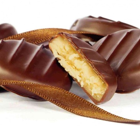 Crema fondant cu cafea invelita in ciocolata neagra [1]