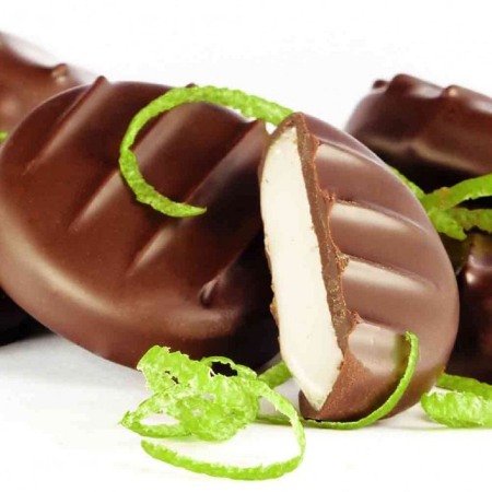 Crema fondant cu lime invelita in ciocolata neagra [1]