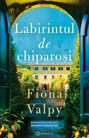 Moderna, contemporana - Labirintul de chiparosi