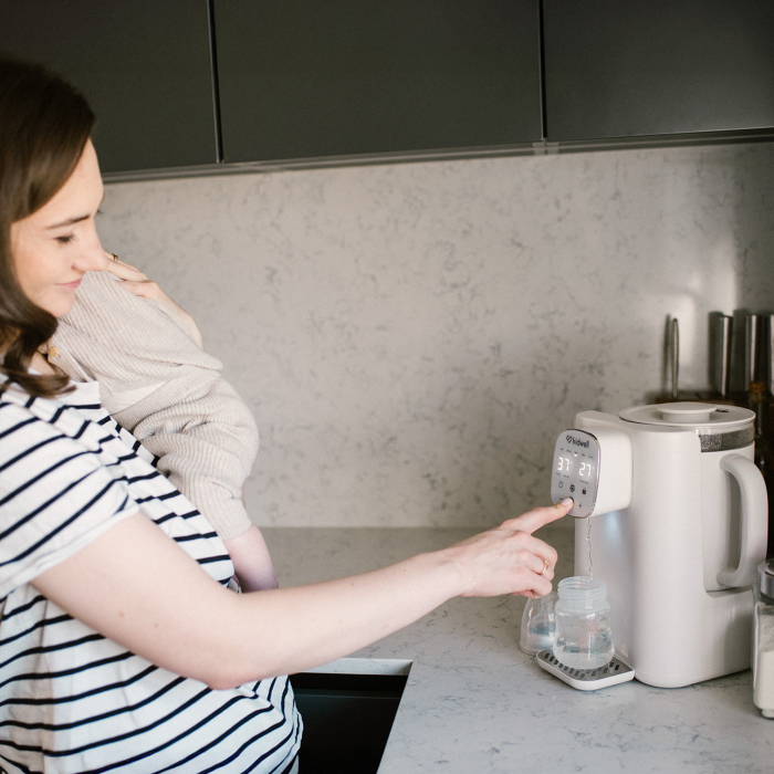 Espressor de apa  pentru prepararea laptelui praf Kidwell PIIM White, dozare automată și menținere temperatură 72h [2]