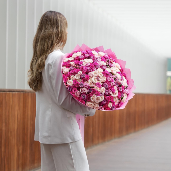 Buchet Alb-Roz din 101 Trandafiri Tross [2]