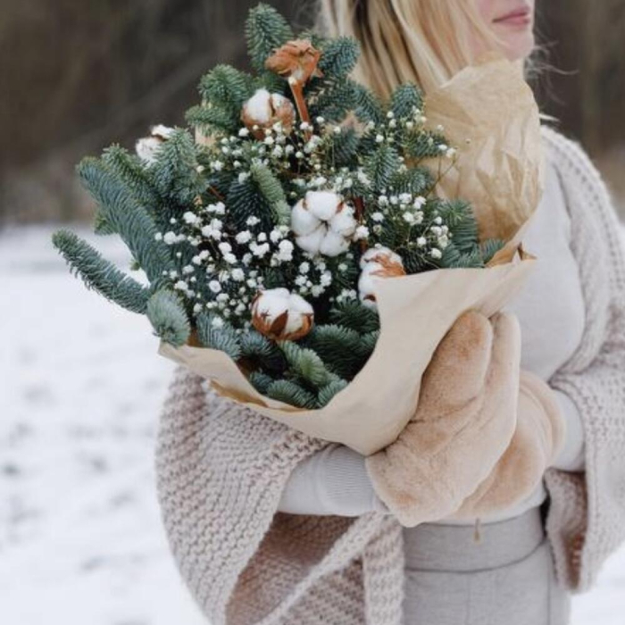 Buchet cu Conuri, nobilis, bumbac și gipsofilă albă [3]