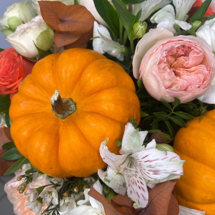 Buchet cu Dovleac și Flori de Toamnă [3]