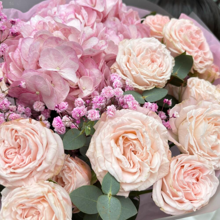 Buchet cu Hortensie și Trandafiri [4]