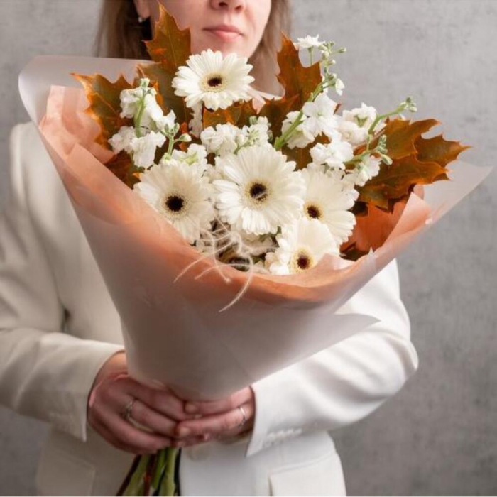 Buchet de Toamnă cu Gerbera și Frunze de Stejar [1]