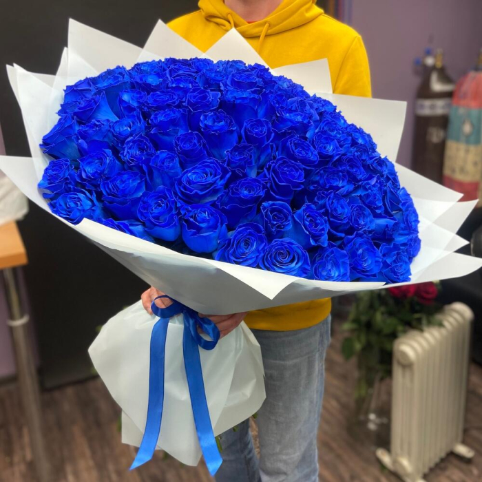 Buchet din 101 Trandafiri Albaștri [1]