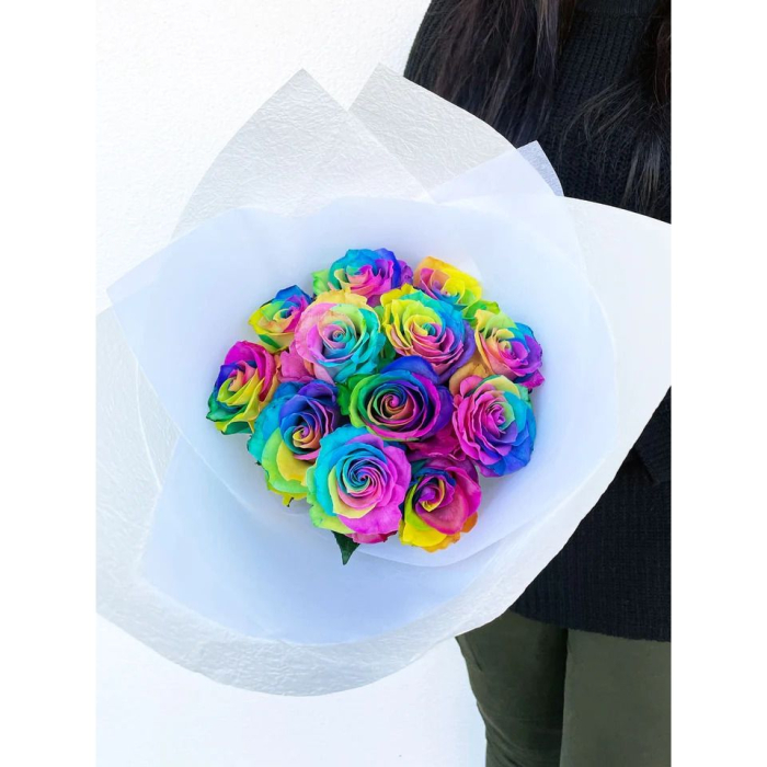 Buchet din 11 Trandafiri Rainbow [1]