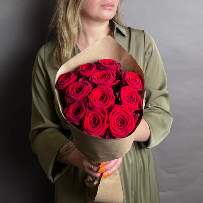 Buchet din 11 Trandafiri Roșii [1]