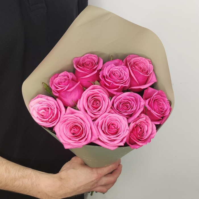 Buchet din 11 Trandafiri Roz [4]