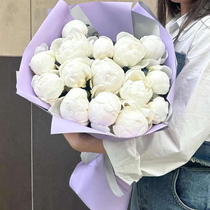 Buchet din 15 Bujori Albi [2]