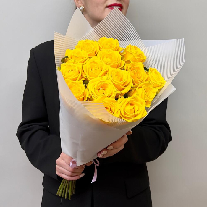 Buchet din 15 Trandafiri Galbeni [3]