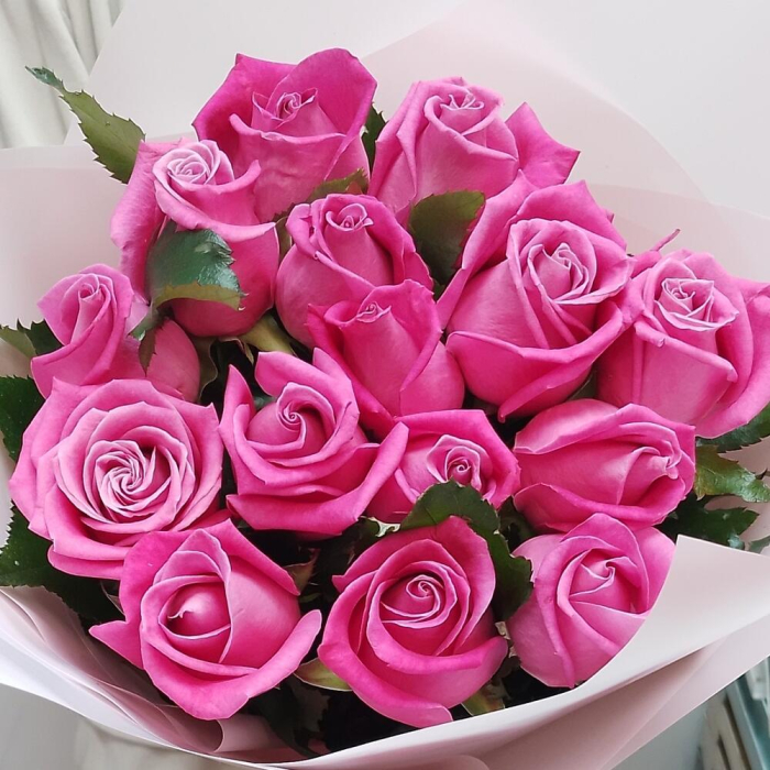 Buchet din 15 Trandafiri Roz [6]