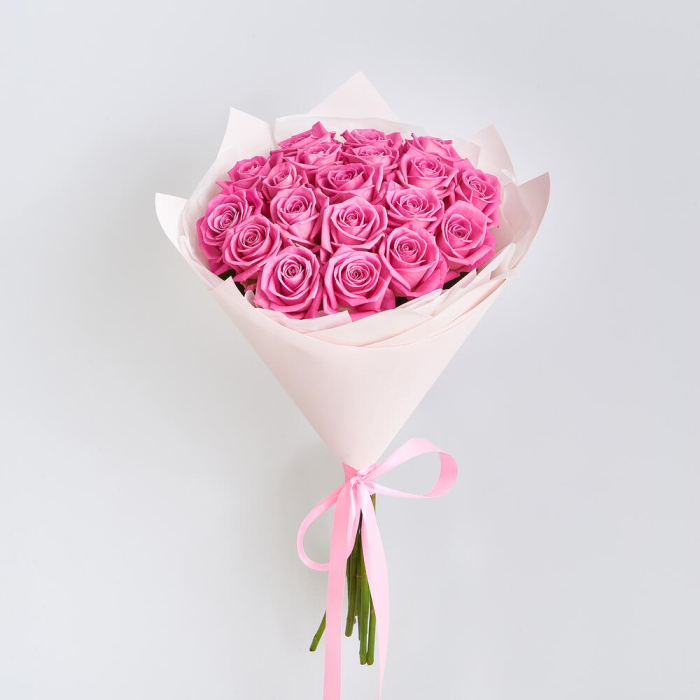 Buchet din 17 Trandafiri Roz [2]