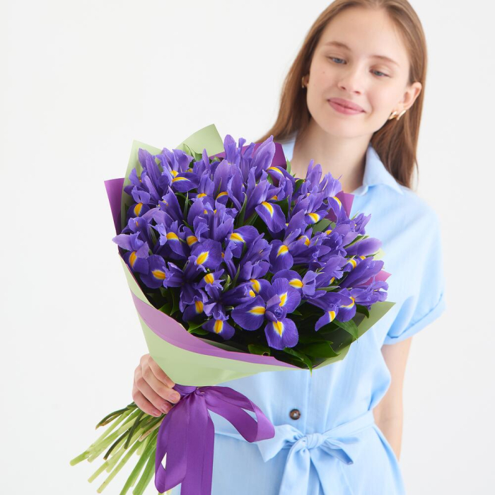 Buchet din 19 Iriși Mov [1]