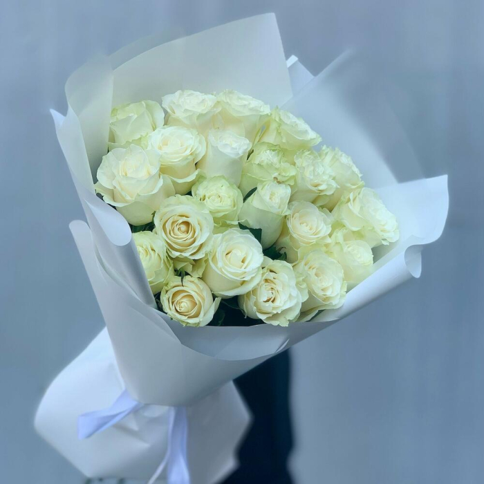 Buchet din 21 Trandafiri Albi [1]