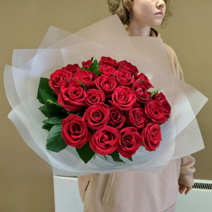 Buchet din 23 Trandafiri Roșii [2]