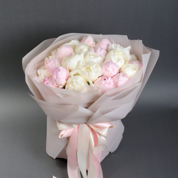 Buchet din 25 Bujori Alb-Roz [1]