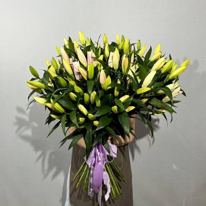 Buchet din Crini Imperiali [2]