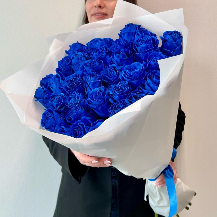 Buchet din 35 Trandafiri Albaștri [3]