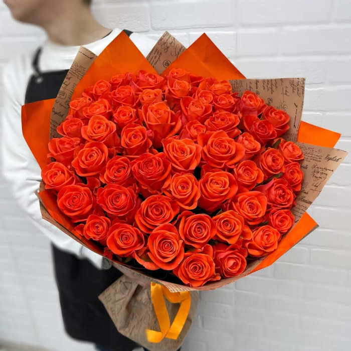 Buchet din 51 Trandafiri Portocalii [2]