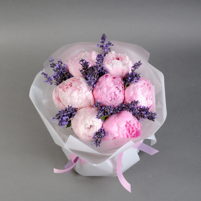 Buchet din 7 Bujori Roz și Lavandă [4]