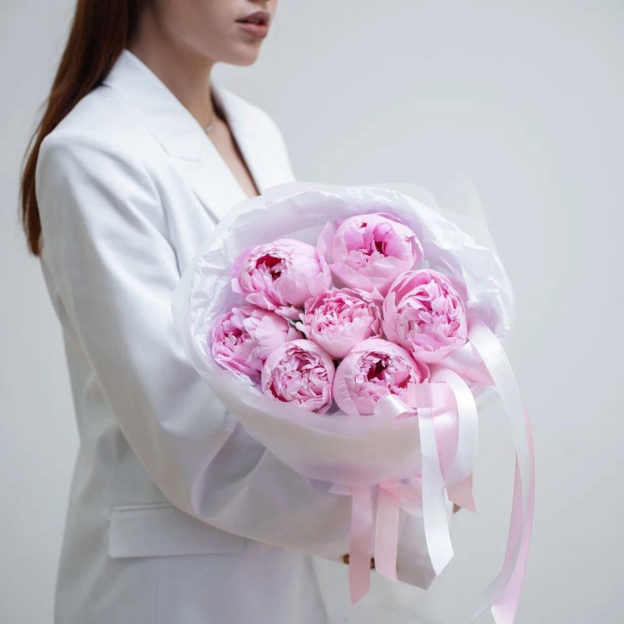 Buchet din 7 Bujor Sarah Bernhardt [3]