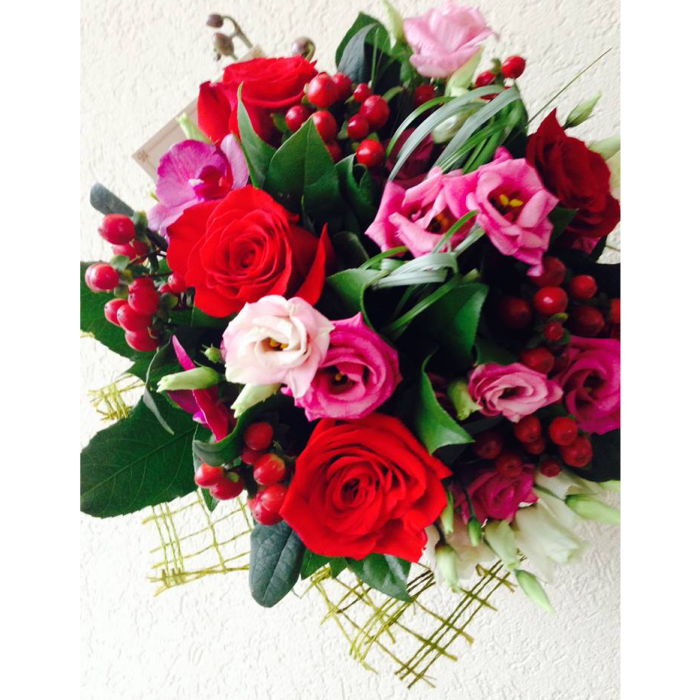 Buchet din Trandafiri și Lisianthus Botoșani [1]