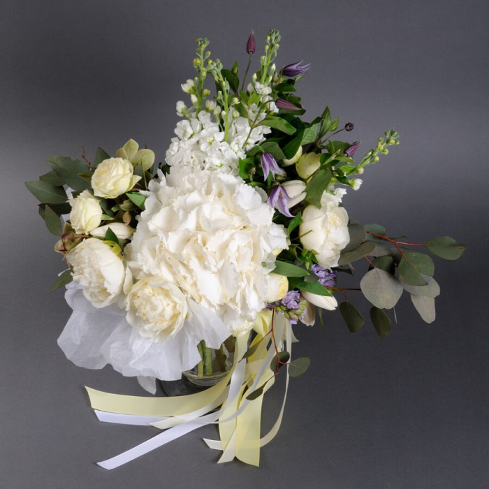 Buchet „Margarita” într-o vază [2]