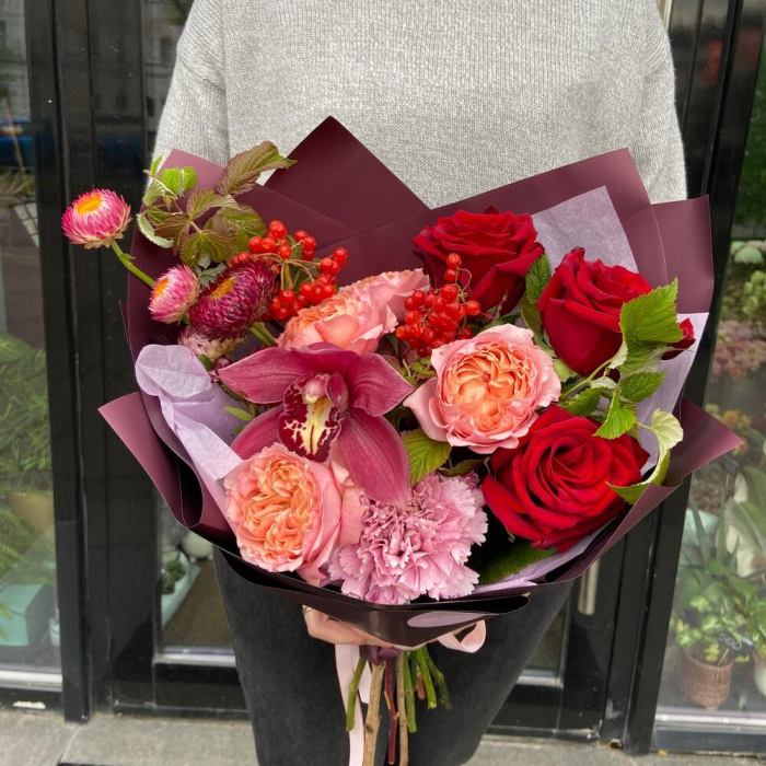 Buchet Mixt de Toamnă cu Trandafiri Roșii [2]